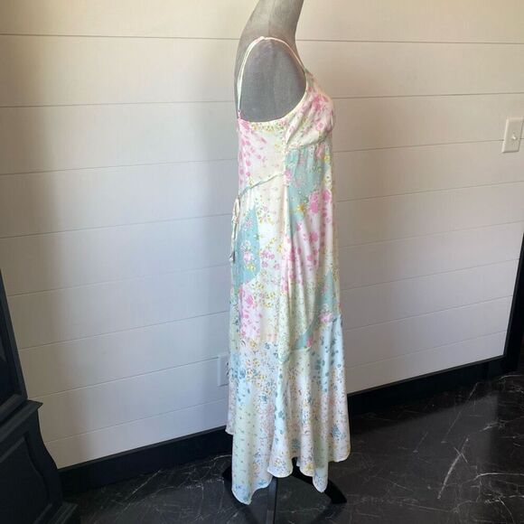 Sugar kiss Floral Printed Asymmetrical MIDI  Dress Size Large - Picture 5 of 13